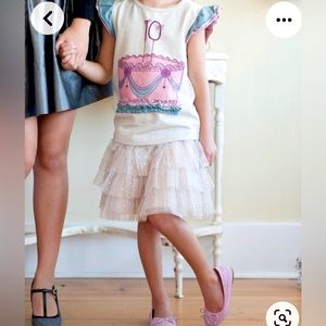NWT 🇨🇦 Peekaboo Beans Birthday Cake Celebration Tee, Big Sister, Flutter Sleeve